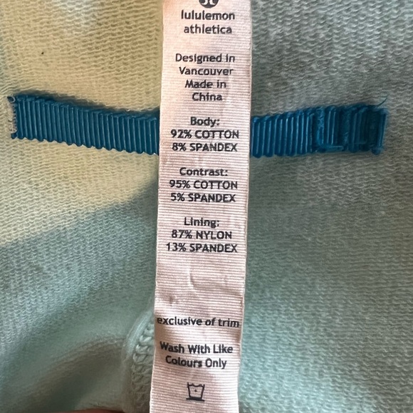 Lululemon hoodie in baby blue - Picture 8 of 8